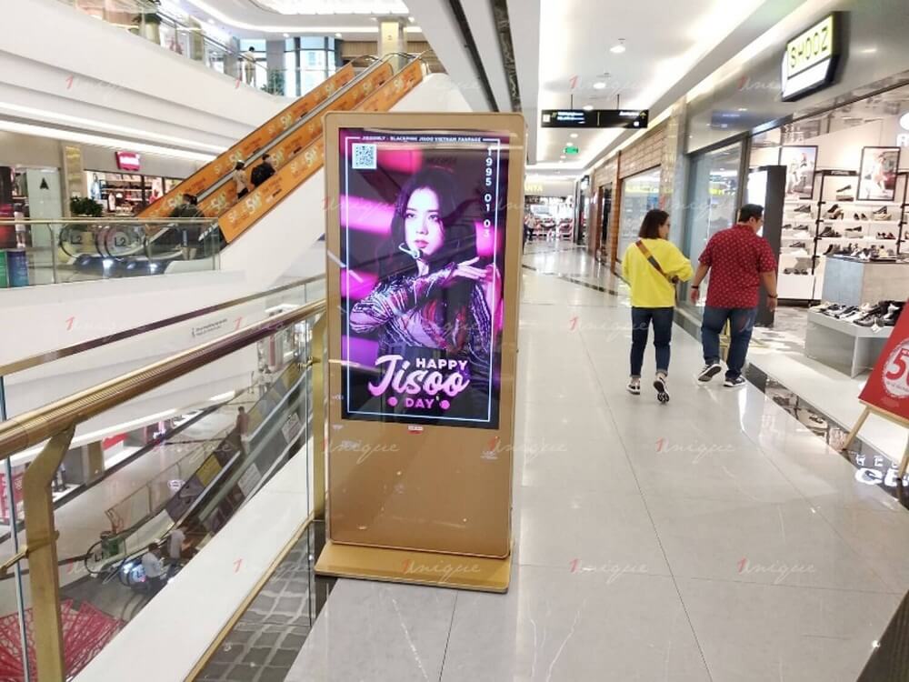 quảng cáo tại trung tâm thương mại Vincom